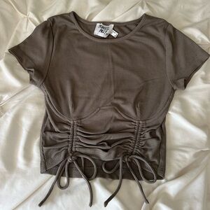 New Princess Polly Green Cropped Tee. Size 0